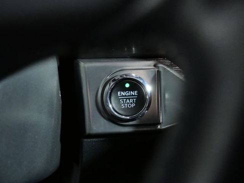 Certified 2023 Ford F150 Lariat w/ Equipment Group 502A High image 27