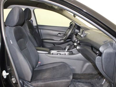 Used 2020 Nissan Sentra S image 13