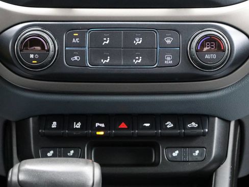 Used 2021 Chevrolet Colorado Z71 w/ Safety Package image 21