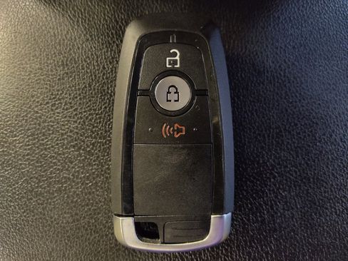 Used 2020 Ford EcoSport SE image 32