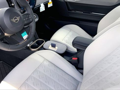 New 2026 MINI Cooper S FWD image 7