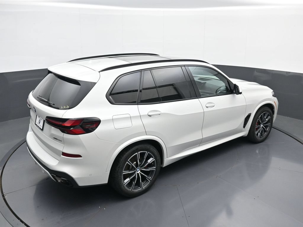 Used 2024 BMW X5 xDrive40i w/ Executive Package AWD/4WD image 37