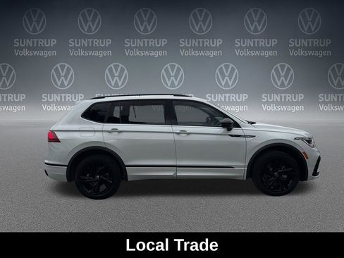 Used 2024 Volkswagen Tiguan SE R-Line w/ MDO Package, Two-Row AWD/4WD image 7