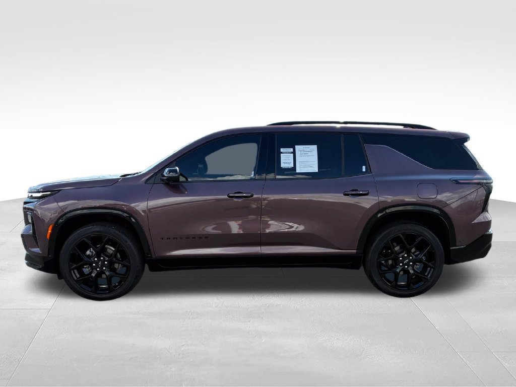 Used 2024 Chevrolet Traverse RS FWD image 3