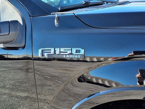 Used 2018 Ford F150 Lariat image 11