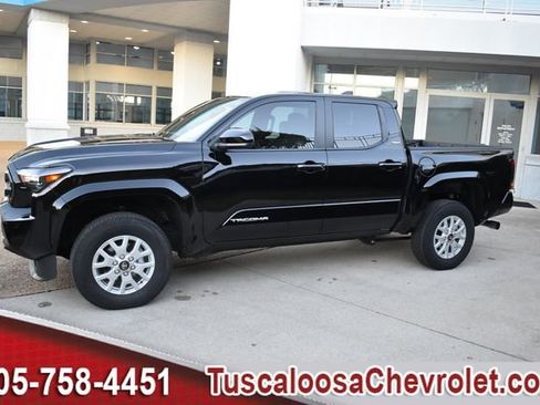 Used 2024 Toyota Tacoma SR5 image 6