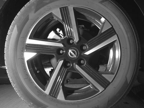 Used 2025 Nissan Sentra SV image 15