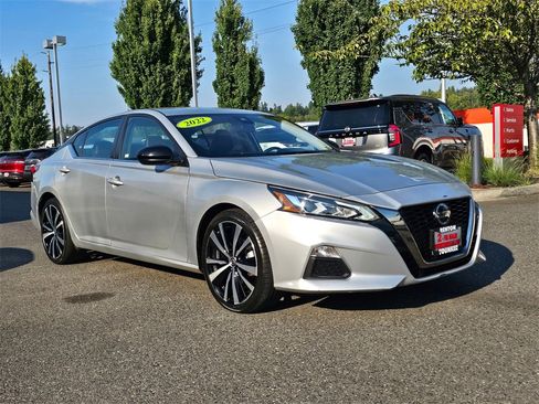 Used 2022 Nissan Altima 2.5 SR image 3