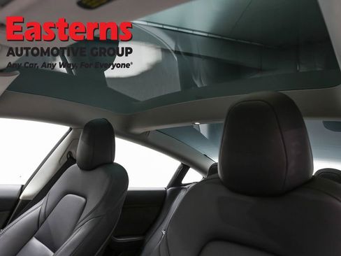 Used 2023 Tesla Model 3 Standard Range image 24