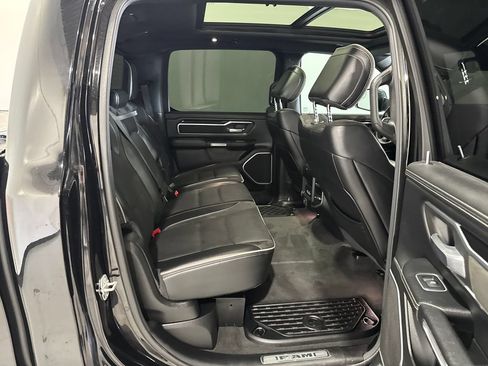 Used 2020 RAM 1500 Laramie AWD/4WD image 22
