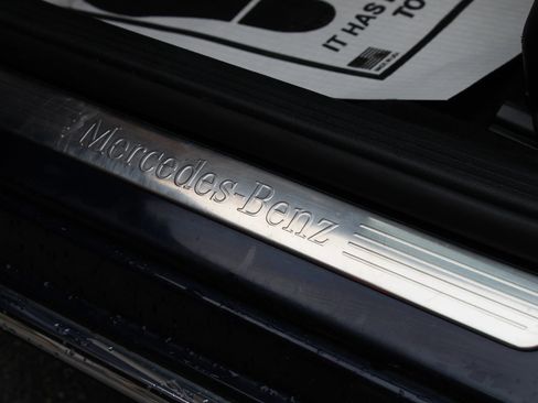 Used 2018 Mercedes-Benz C 300 C 300 4MATIC Sedan 4D image 23