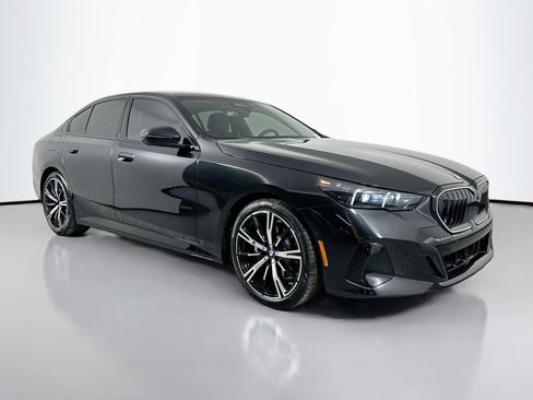 New 2026 BMW 530i xDrive 530i xDrive w/ M Sport Package image 3