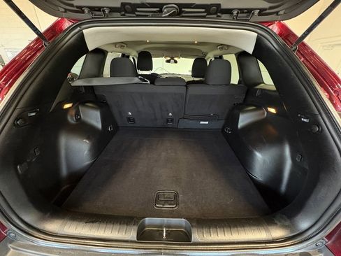 Used 2019 Jeep Cherokee Latitude AWD/4WD image 22