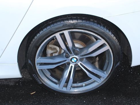 Used 2019 BMW 740i w/ Executive Package image 36