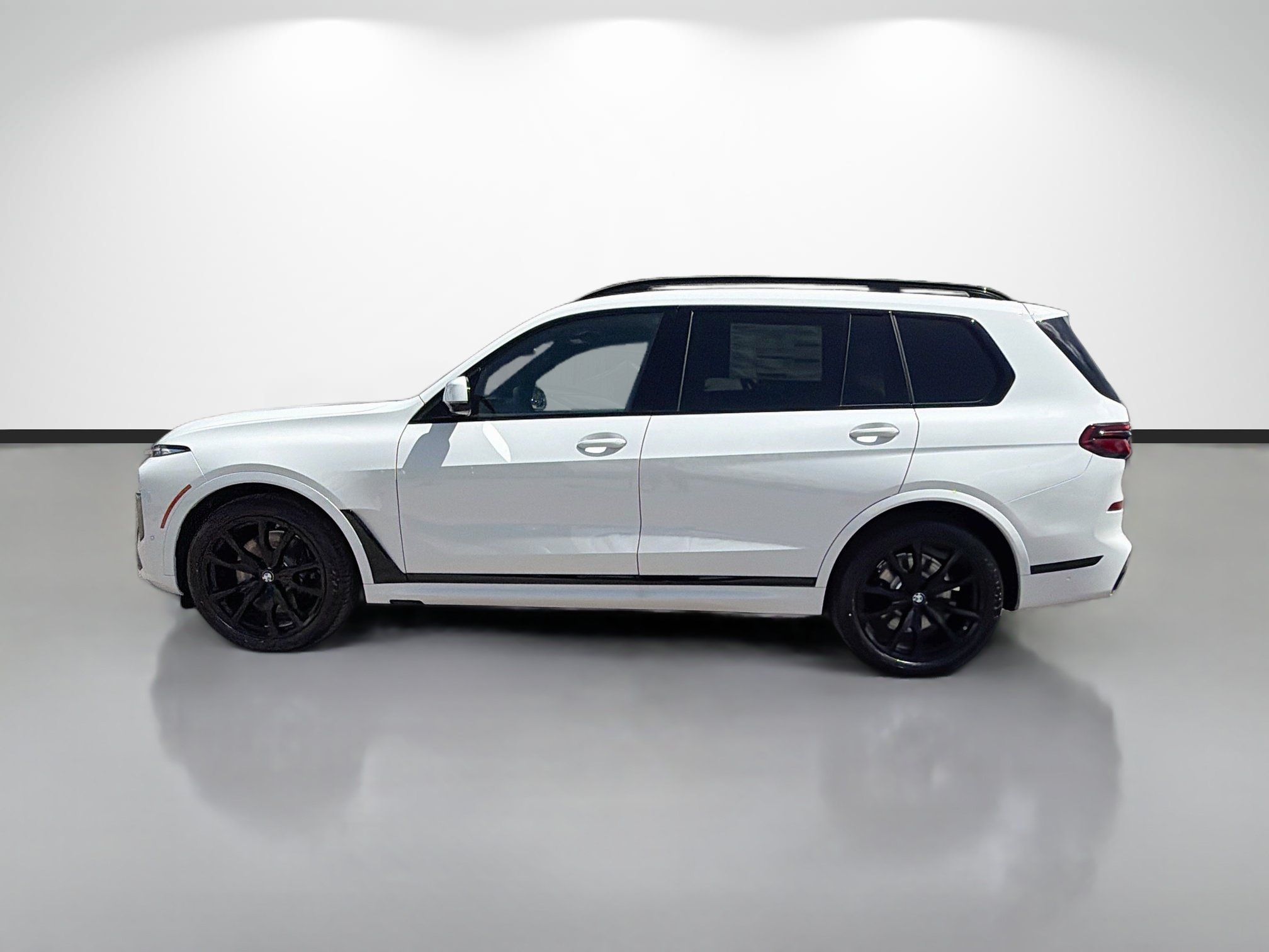 New 2027 BMW X7 xDrive40i w/ M Sport Package AWD/4WD image 6