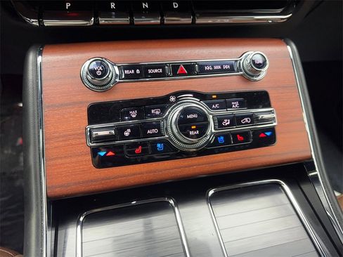 Used 2022 Lincoln Aviator Reserve w/ Equipment Group 201A image 66