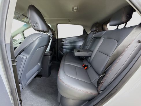 Used 2021 Chevrolet Bolt Premier w/ Infotainment Package image 24