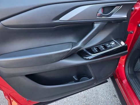 Used 2023 MAZDA CX-9 Touring image 8