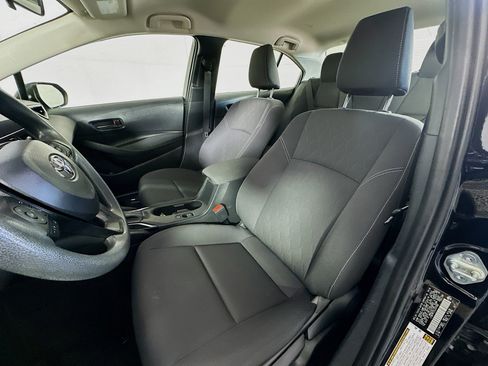 Used 2025 Toyota Corolla LE w/ Convenience Package FWD image 13