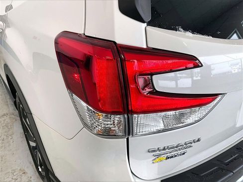 Used 2024 Subaru Forester Touring image 33