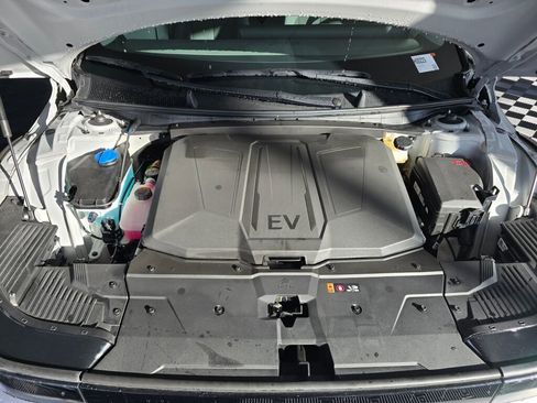 New 2026 Hyundai Ioniq 5 SE image 12