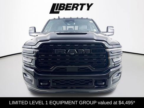 Used 2025 RAM 3500 Limited image 2