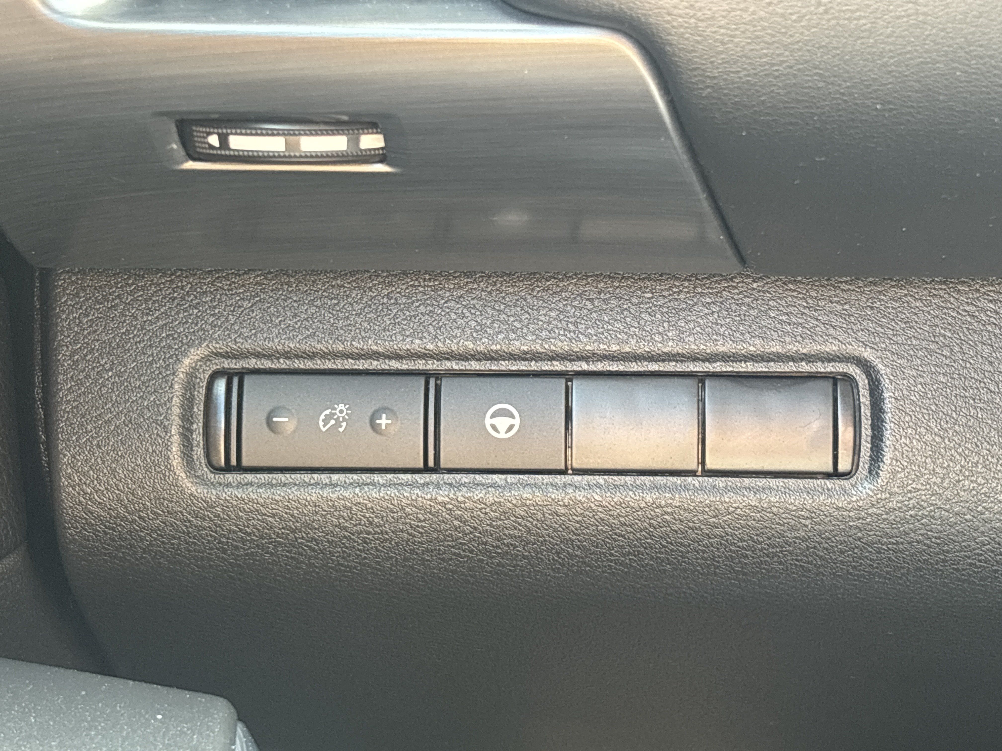Used 2024 Nissan Pathfinder Rock Creek AWD/4WD image 35