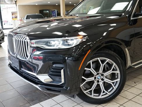 Used 2020 BMW X7 xDrive40i w/ Premium Package AWD/4WD image 25