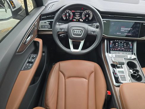 Certified 2025 Audi Q7 2.0T Premium Plus w/ Premium Plus Package AWD/4WD image 35