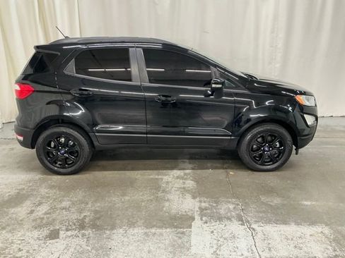 Used 2020 Ford EcoSport SE w/ SE Convenience Package image 2