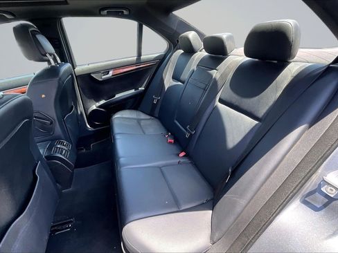 Used 2010 Mercedes-Benz C 300 Sedan image 26