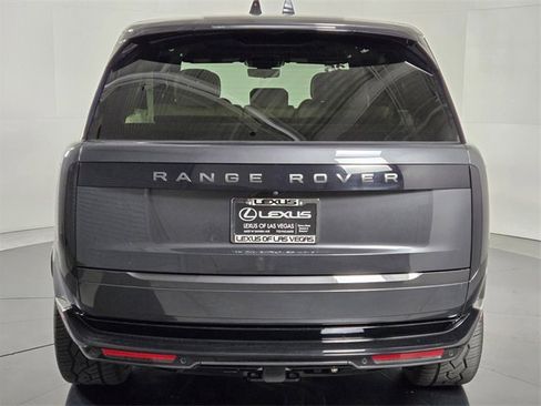 Used 2025 Land Rover Range Rover Long Wheelbase SE image 5