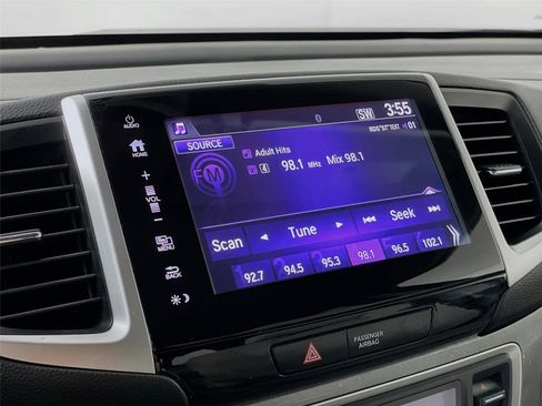 Used 2017 Honda Pilot EX image 19