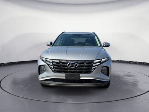 Used 2024 Hyundai Tucson SEL FWD image 2