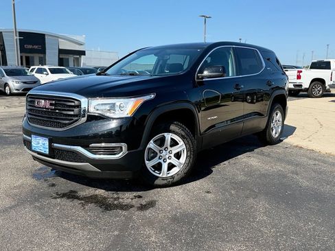 Used 2019 GMC Acadia SLE w/ LPO, Floor Liner Package AWD/4WD image 4
