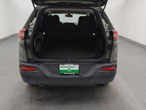 Used 2018 Jeep Cherokee Latitude image 29