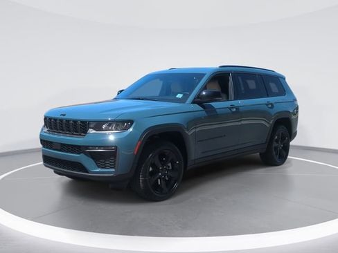 New 2026 Jeep Grand Cherokee L Limited w/ Limited Altitude Package AWD/4WD image 1