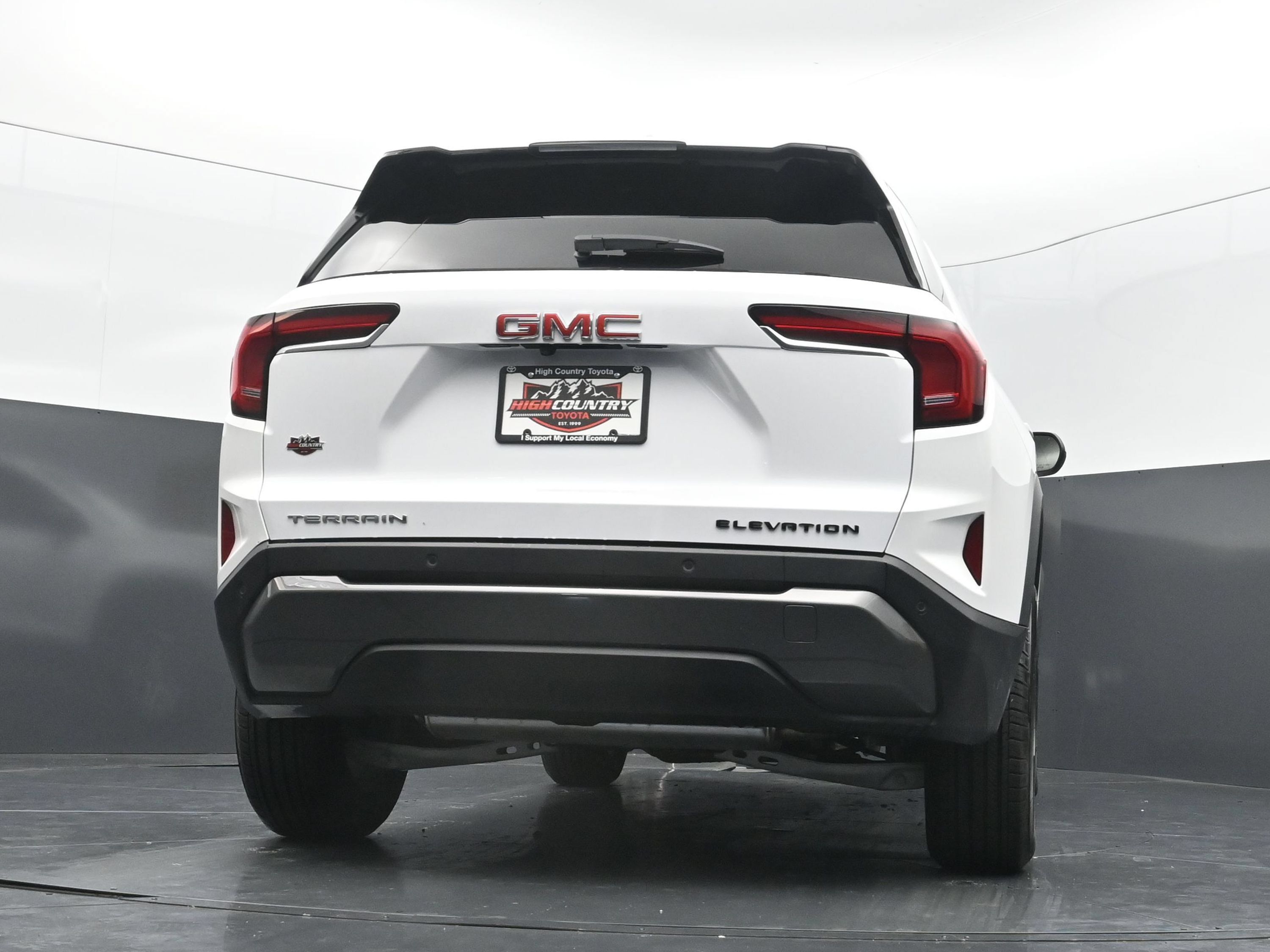 Used 2026 GMC Terrain Elevation FWD image 39