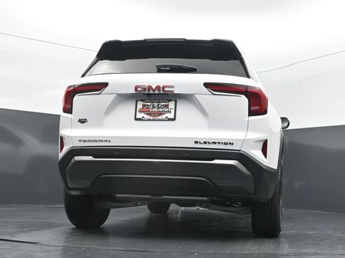 Used 2026 GMC Terrain Elevation FWD image 39