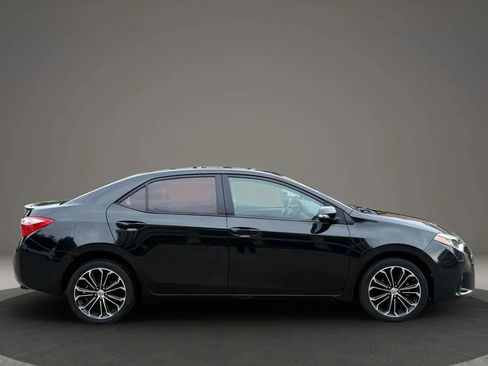 Used 2015 Toyota Corolla S image 4