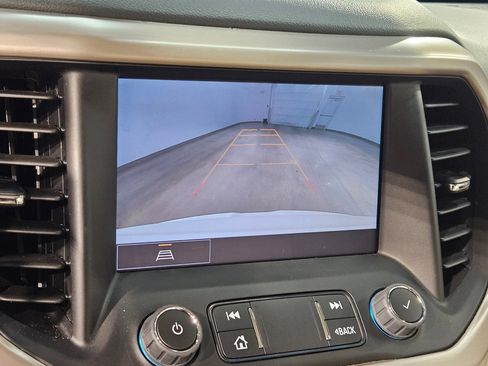 Used 2023 GMC Acadia Denali AWD/4WD image 31