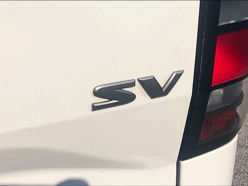 Used 2023 Nissan Frontier SV w/ Tow Package RWD image 10
