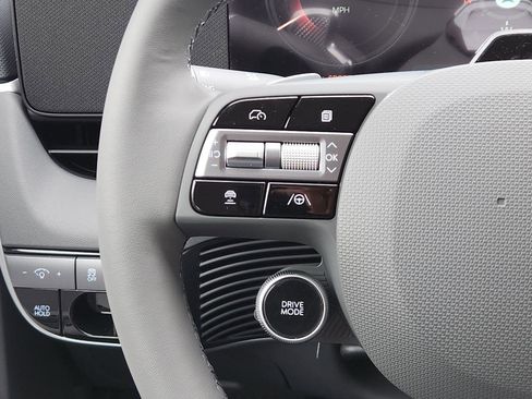 New 2026 Hyundai Ioniq 5 SEL RWD image 25