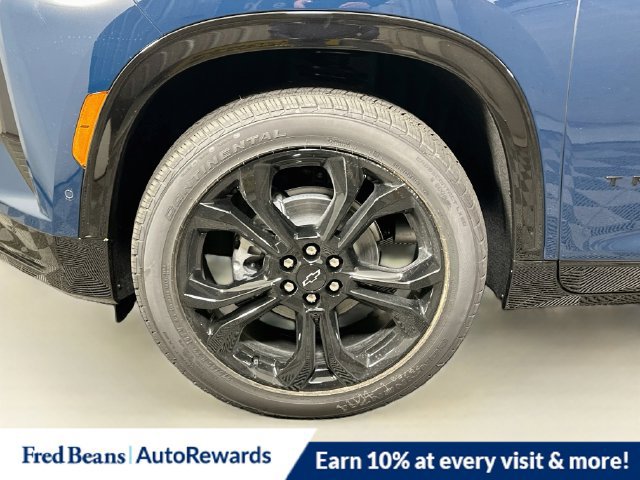 New 2027 Chevrolet Traverse RS w/ LPO, Floor Liner Package AWD/4WD image 24