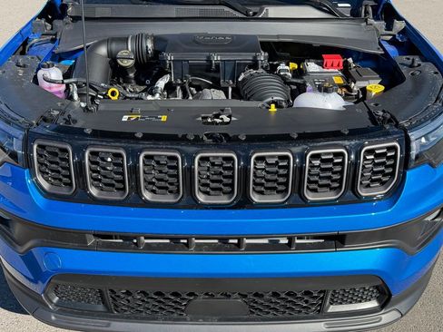 New 2026 Jeep Compass Latitude AWD/4WD image 21