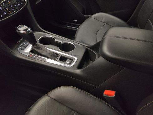 Used 2018 Chevrolet Equinox Premier AWD/4WD image 26