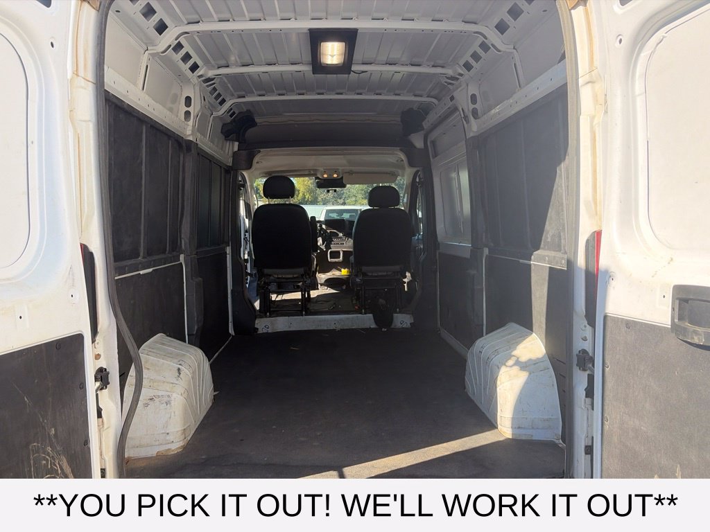 Used 2025 RAM ProMaster 2500 w/ Convenience Group FWD image 8