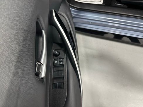 Used 2025 Toyota Corolla XSE image 9