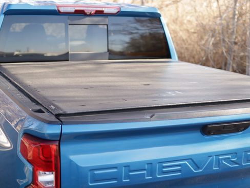 Certified 2023 Chevrolet Silverado 1500 ZR2 w/ Technology Package image 33