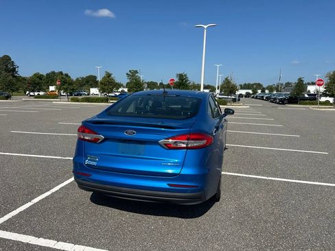 Used 2019 Ford Fusion Energi Titanium FWD image 7